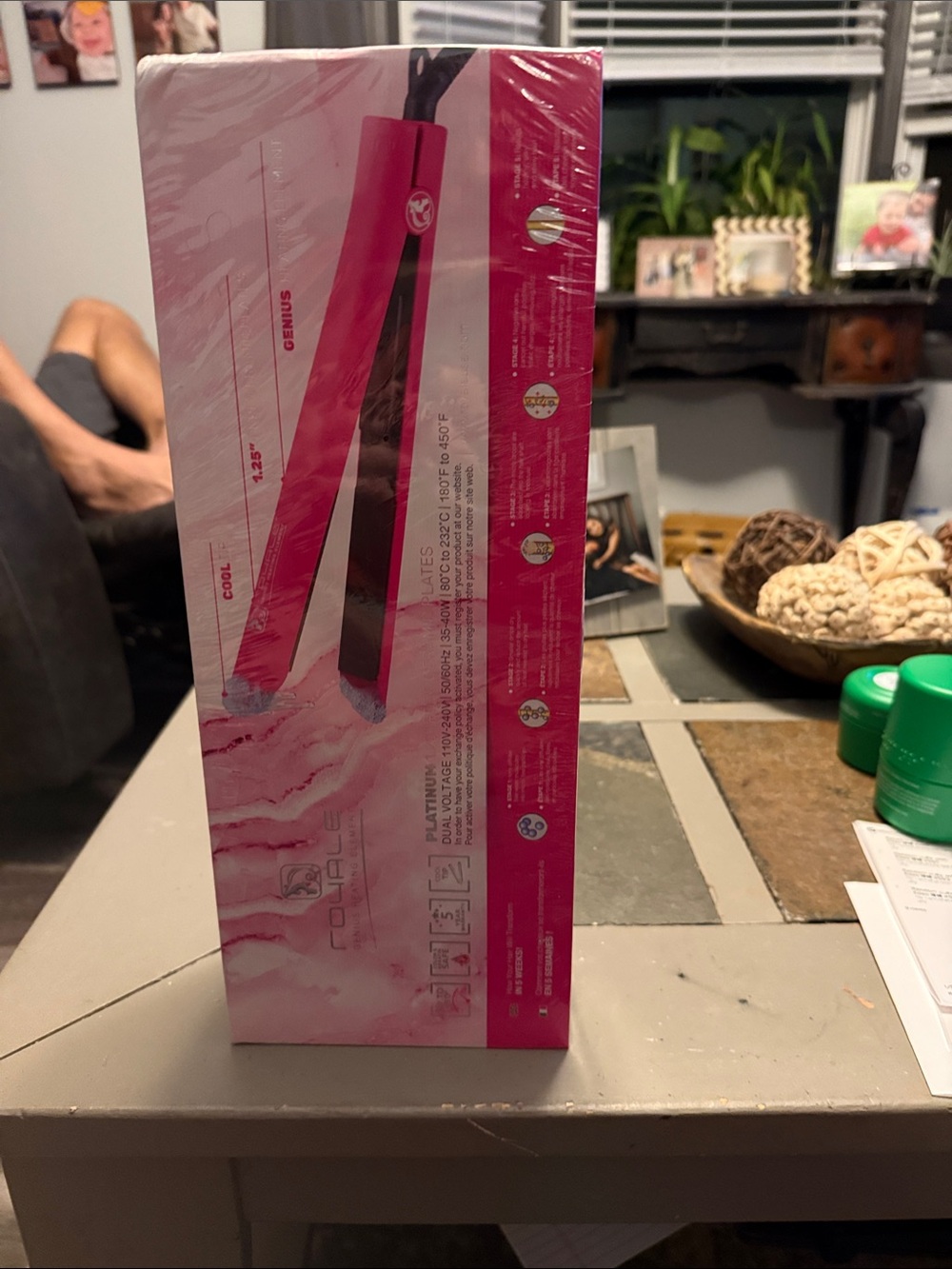 Royale Platinum Genius 1.25” Ceramic Flat Iron Pink NEW Sealed